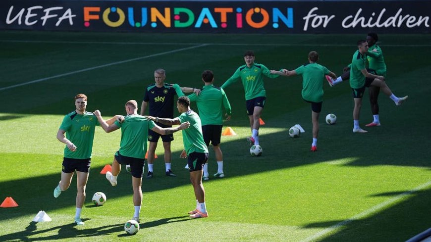 Irish soccer official clashes with Israeli journalist before Ireland meets Israel in Nations League match