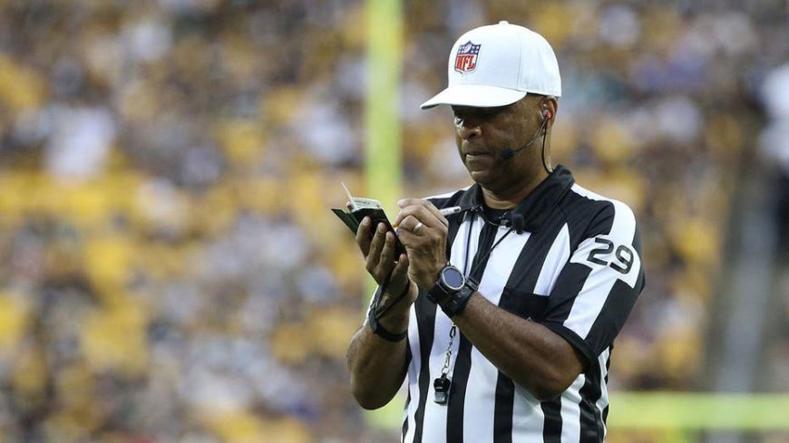 NFL's dumbest moment of Week 4 goes to a referee now on the Mount Rushmore of angrily jumping to conclusions