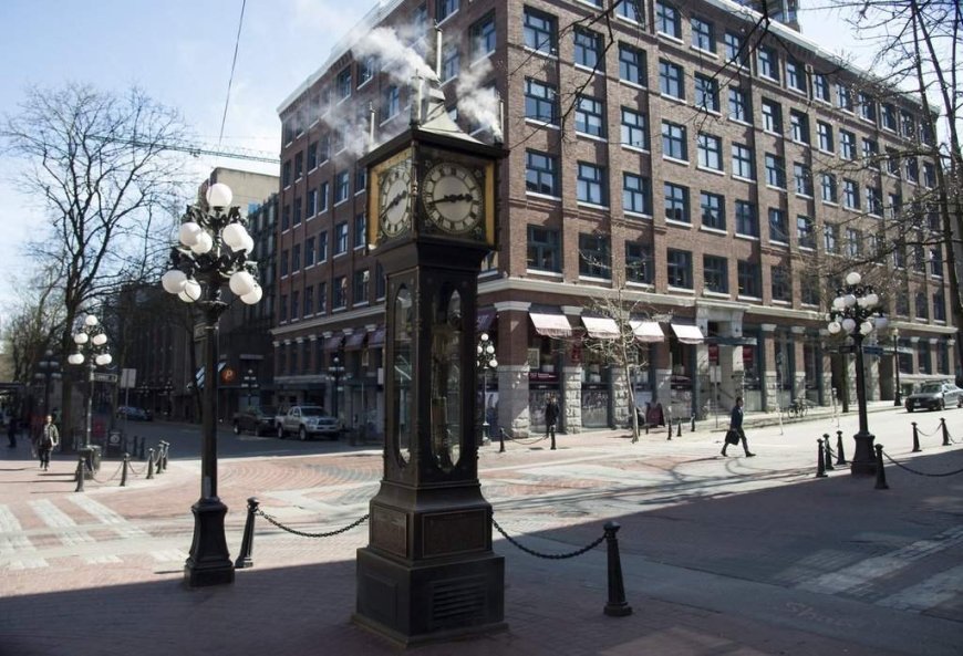 Clocks stay in daylight saving, but analysis backs permanent standard time