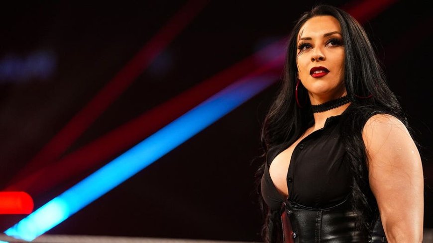 WWE star Stephanie Vaquer recreates Becky Lynch's risqué championship snap ahead of Money in the Bank
