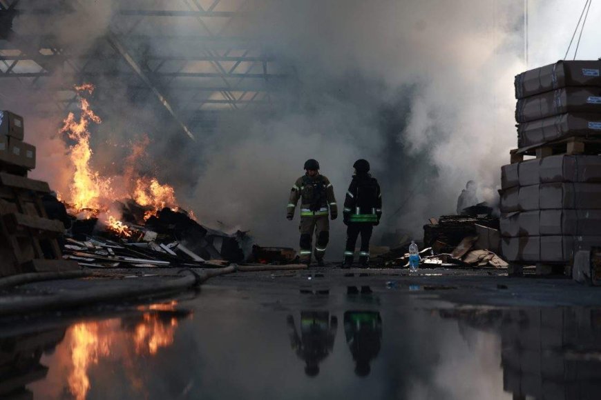 Ukraine preparing for Russian aerial attack, launches nearly 900 drones