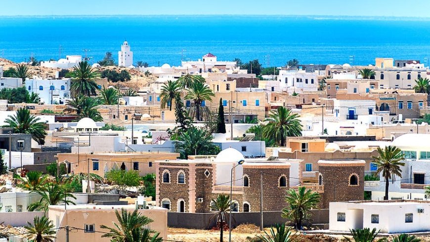 Urgent warning issued for island hot spot as State Department tells travelers to 'stay alert'