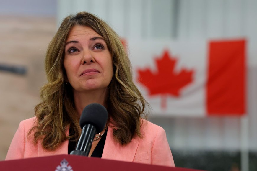 Premier Smith brushes off NDP’s Alberta voter list court battle, says legislation coming