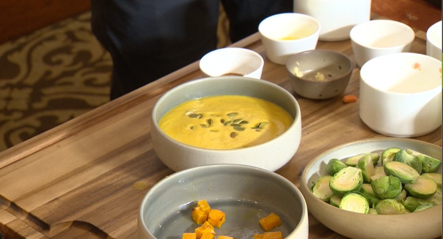 Simply Delicious Thanksgiving Edition with Chef Paul from Royal York Hotel