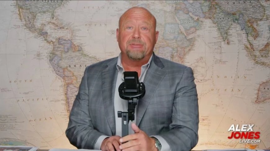 Alex Jones Fesses Up And Admits To Being A Panikcan During A Rant On The Current State Of The Country