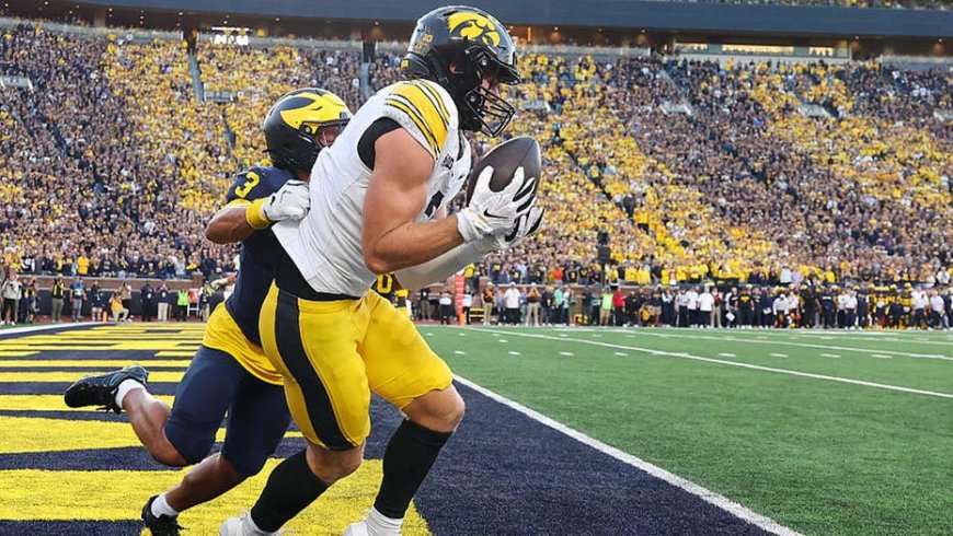 Fanatics Sportsbook Promo Code FOXNEWS350: Bet $20, Get $350 on Washington vs Iowa
