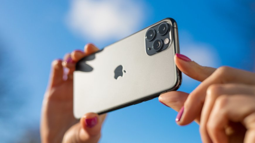 Your phone can fix badly framed photos after you take them